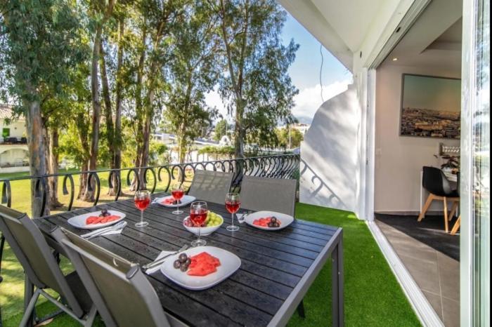 Apartment First Floor With 2 Bed Marbella