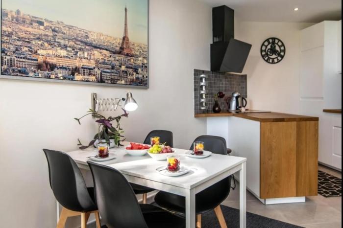 Apartment First Floor With 2 Bed *